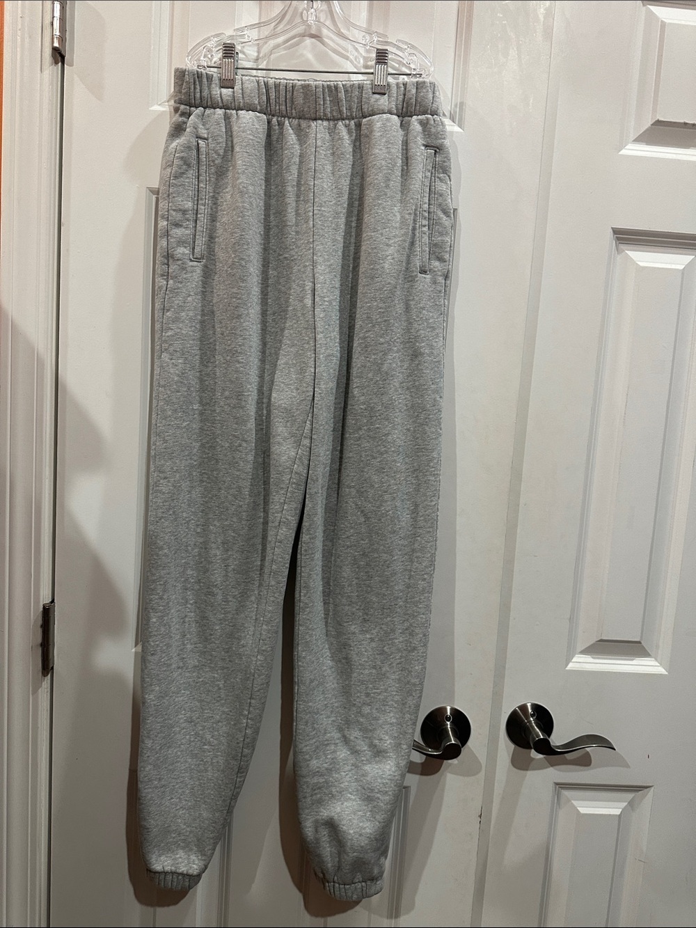 NWOT GAP Light Gray Men's Jogger Sweatpants size S